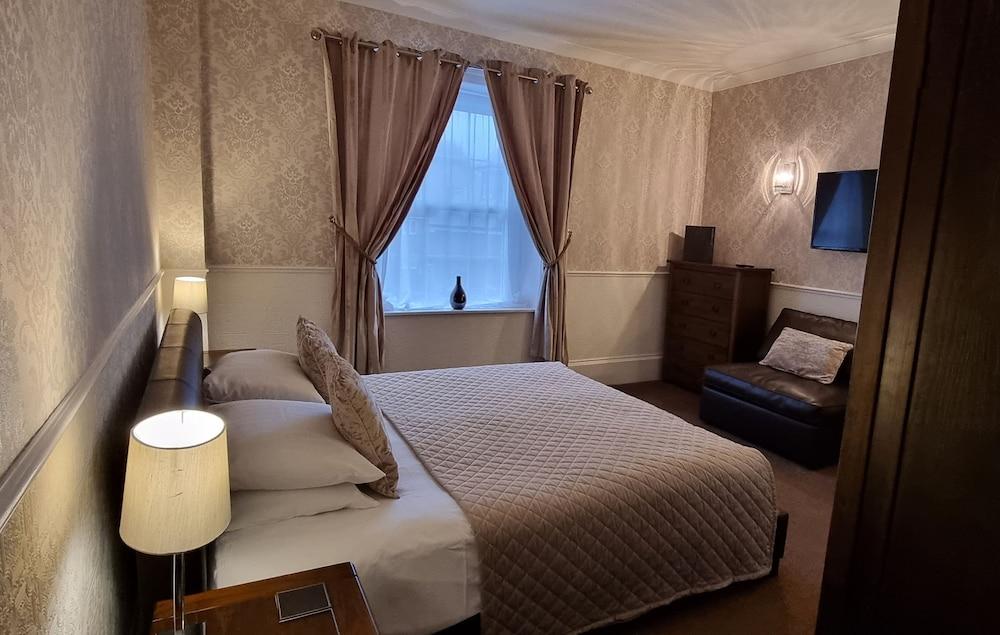 Hotel Fairlawn House