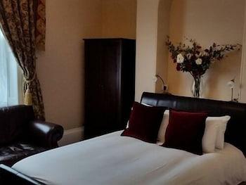 Fairlawn House Hotel