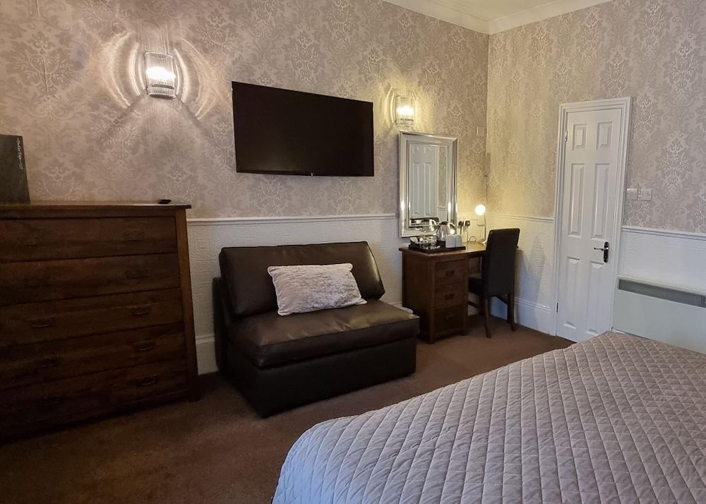 Fairlawn House Hotel Amesbury